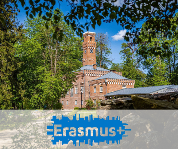 Dizainas be pavadinimo Plungės viešoji biblioteka prisijungė prie tarptautinio ERASMUS+ projekto