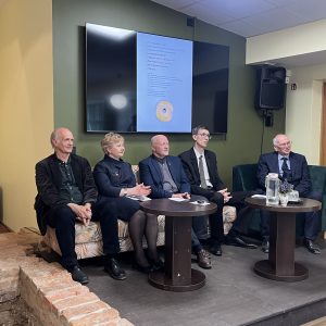 Pristatyta profesoriaus Adomo Butrimo jubiliejinė paroda