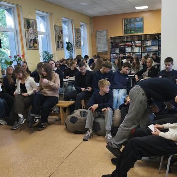 829687661_1527880452707246_780444835695836093_n Paskutinysis „NEPATOGIŲ SKAITYMŲ“ susitikimas – su Agnesa Kenešyte-Grice